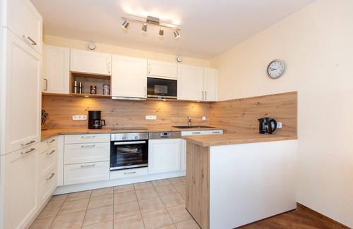 Duhnen Apartment | Kurpark Residenz App.118 - 87m² vacation apartment in Döse with swimming pool and sauna
