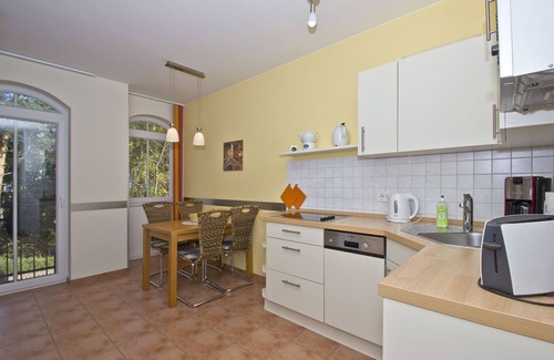 Ostseebad Baabe Apartment | Kurparkresidenz - close to the beach, free use of the AHOI adventure pool and sauna -
