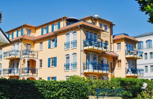 Ostseebad Baabe Apartment | Kurparkresidenz - close to the beach, free use of the AHOI adventure pool and sauna -