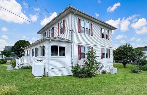 York Beach House | Kurtz Cottage - Y856 Brought to you by GetAway Vacations