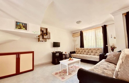 Kadnlar Denizi Mahallesi House | Kusadası'nda Harika bir Villa Nida 29