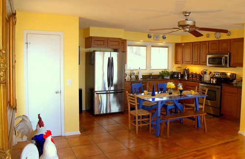 Almo House | KY Lake Arts & Crafts Cedar Shake Home/On-site Boat Rentals with Private Dock