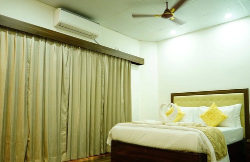 Gangavathi Hotel | Kyriad Sarvesh Gangavathi Hampi