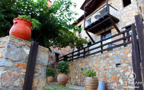 Poroi House | Kyveli