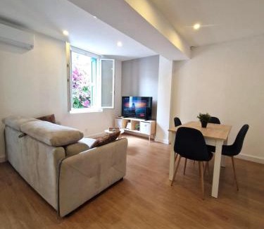 Sainte-Marie-la-Mer Apartment | L'échappée Bleue Moderne Clim Plage