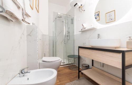 Pre Apartment | L'Acquario del principe, vicoli, porto e lanterna