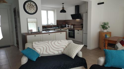 Saint-Agreve House | L'Adonis - Family home near Equiblues WIFI