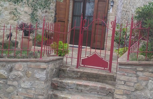 Murlo House | L'aia di Maria, holiday home in the Tuscan hills