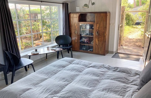 La Couarde-sur-Mer Bed & Breakfast | L'Annexe 55, near the village and at the foot of the dune overlooking the sea