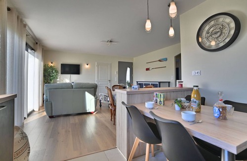 Le Chateau-d'Oleron House | L'Antioche by Interhome