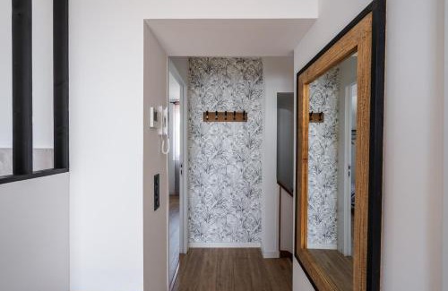 Sainte-Gemmes-sur-Loire Apartment | l'appart Gemmois , climatisé et moderne avec balnéo