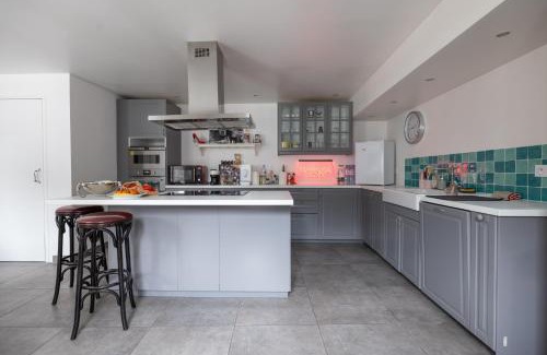 Saint-Merri Apartment | L'appartement du Cirque