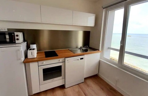 Le Portel Apartment | L'appartement " La Plage " Avec une vue Exceptionnelle sur la mer