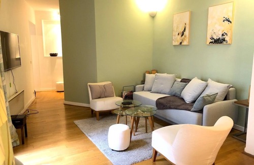 Chaillot Apartment | L'appartement Magdebourg