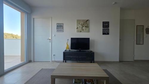 Lambesc Apartment | L'Appartement Panorama des Pins