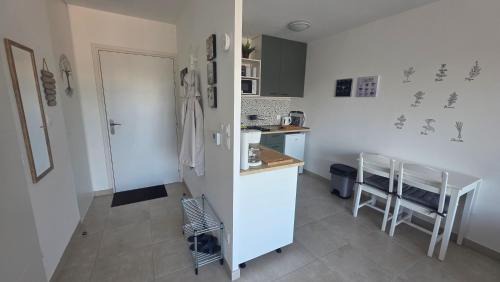 Lambesc Apartment | L'Appartement Panorama des Pins