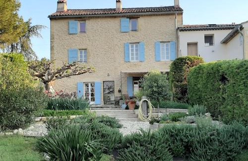 Pertuis Apartment | L'ARCHIMBAUDE