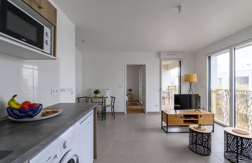 Villepinte Apartment | L'Arena - Balcon et Parking privé