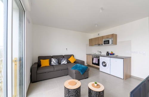 Villepinte Apartment | L'Arena - Balcon et Parking privé
