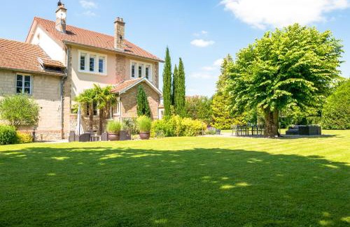 Saint-Hilaire-le-Petit House | L'Artbanne Maison Hestia