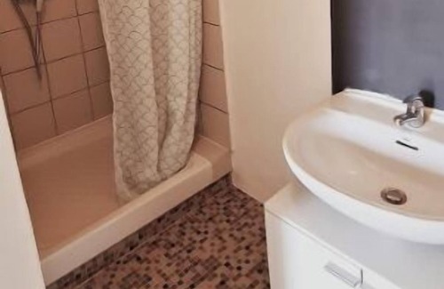 Locoal-Mendon House | L'arzourienne