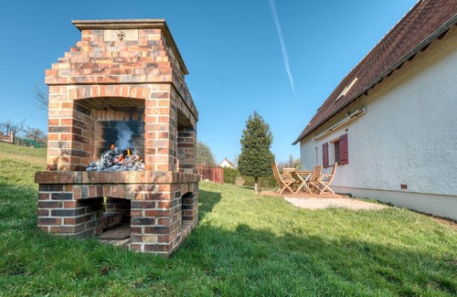 La Riviere-Saint-Sauveur House | L'Asylum - 1000 m² de jardin