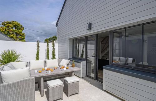 Carnac House | L'atelier d'artiste by Interhome
