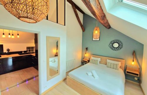 Neuville-sur-Oise Apartment | L'atelier De Neuville