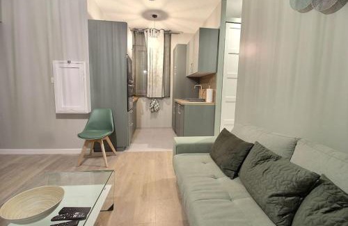 Aubervilliers Apartment | L'Auberge d'Auber