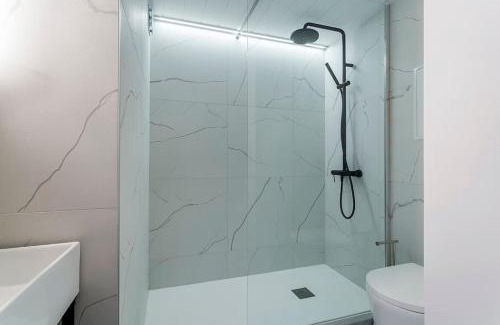 Griffon - Royale Apartment | L'Auguste, proche Opéra et climatisé, Lyon 1