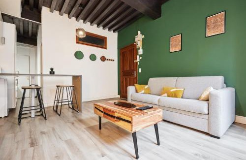 Prefecture Apartment | L'authentique Bressan