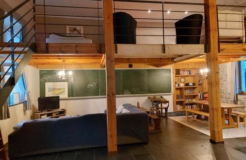 Houx Apartment | L'Ecole