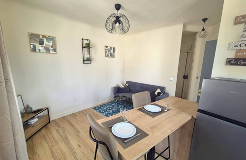Aubervilliers Apartment | L'Ecorce - a little cocoon just a few minutes from Paris
