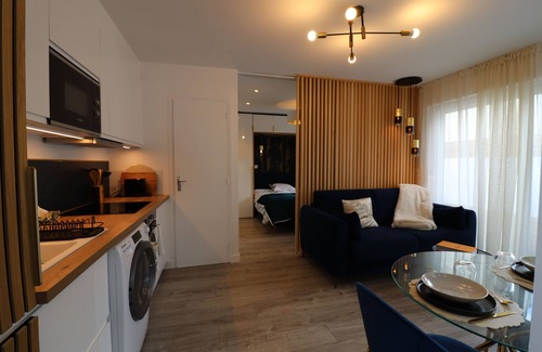 Colombes Apartment | L'Ecrin Bleu - new studio house (4 pers) - garden & air conditioning