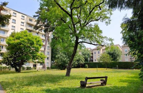 Gieres Apartment | L'Edelweiss Campus & Parking privé securisé