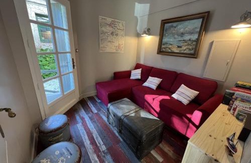 Le Mung Bed & Breakfast | L'escale au Port Miniature de Saint Savinien