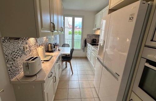 Le Plessis-Robinson Apartment | L'escale du Trianon