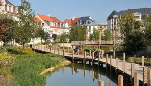 Le Plessis-Robinson Apartment | L'escale du Trianon