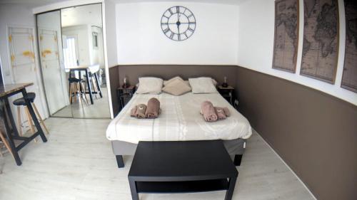 Les Perroquets Apartment | L ESCALE entre DISNEY et PARIS
