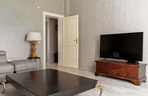 Pesaro Apartment | L'esclusivo Carducci 14: tra Centro Storico e Mare