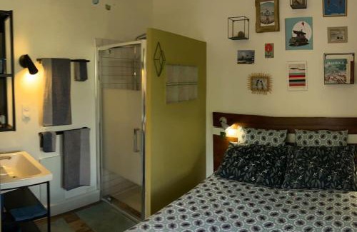 La Ciotat Apartment | L’Esperado Coquet studio 12 min à pied des plages.