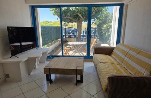 Le Grau-Du-Roi Apartment | L esprit plage Front de mer Terrasse Climatisation Parking