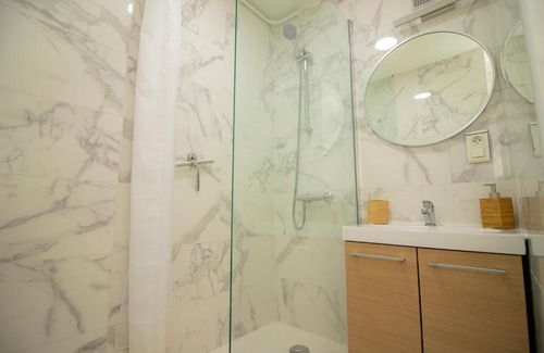 Le Plessis-Robinson House | L'Estival Room Logement en Colocation