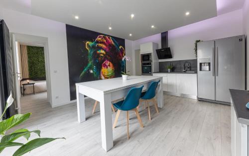 Vesoul Apartment | L'Evolution, 2 suites et jardin