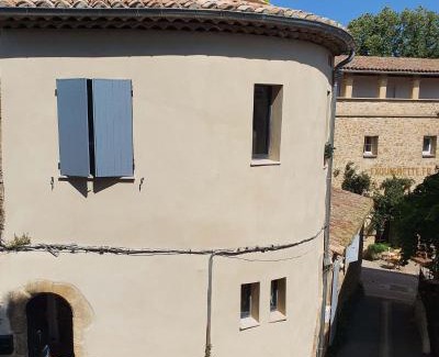 Lourmarin House | L'Exquishette de Lourmarin, un nid sur les toits.