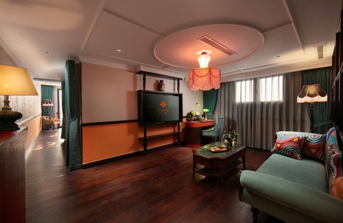 Old Quarter Hotel | L’HÔTEL du LAC Hanoi