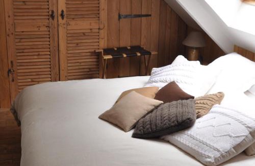 Pleyben Apartment | L'herbe des nuits.