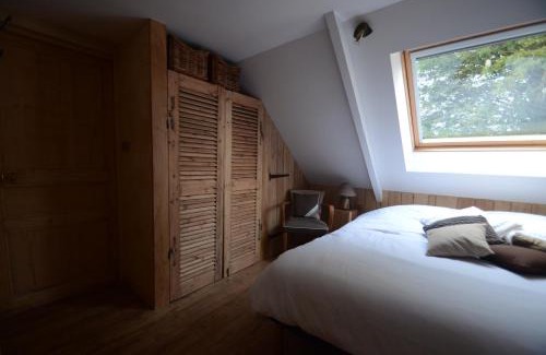 Pleyben Apartment | L'herbe des nuits.