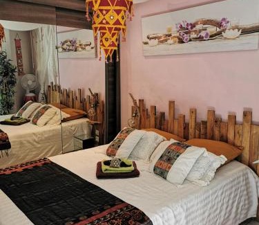Saint-Mitre-les-Remparts House | L'hippocampe