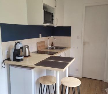 Joncours-Proce House | L'Home Had oro